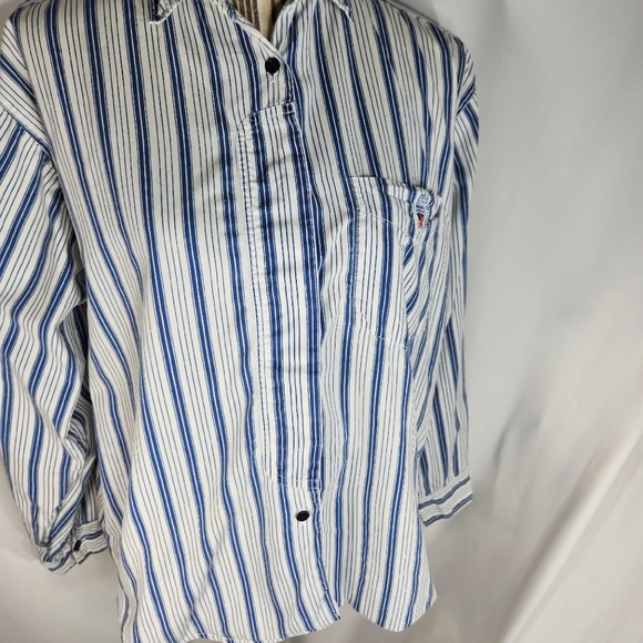 Catrina LTD Blue & White Striped Button Down Long Sleeve Top w/Pocket Sz Medium - Picture 3 of 12